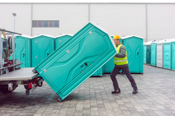 Best Porta potty delivery and setup  in Everett, WA
